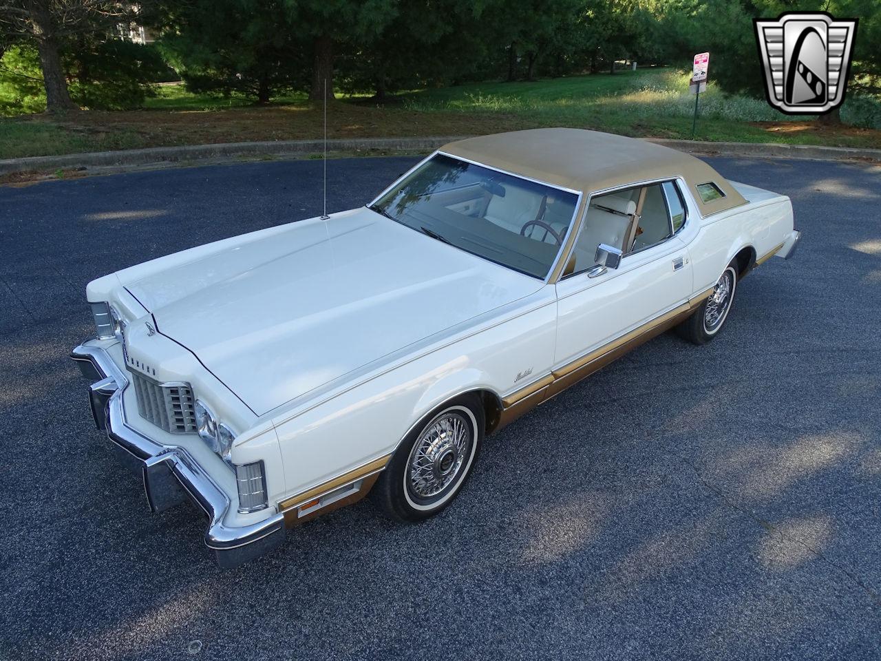 1974 Ford Thunderbird