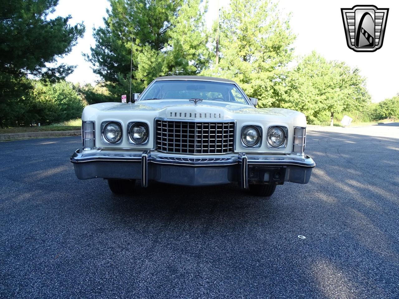 1974 Ford Thunderbird