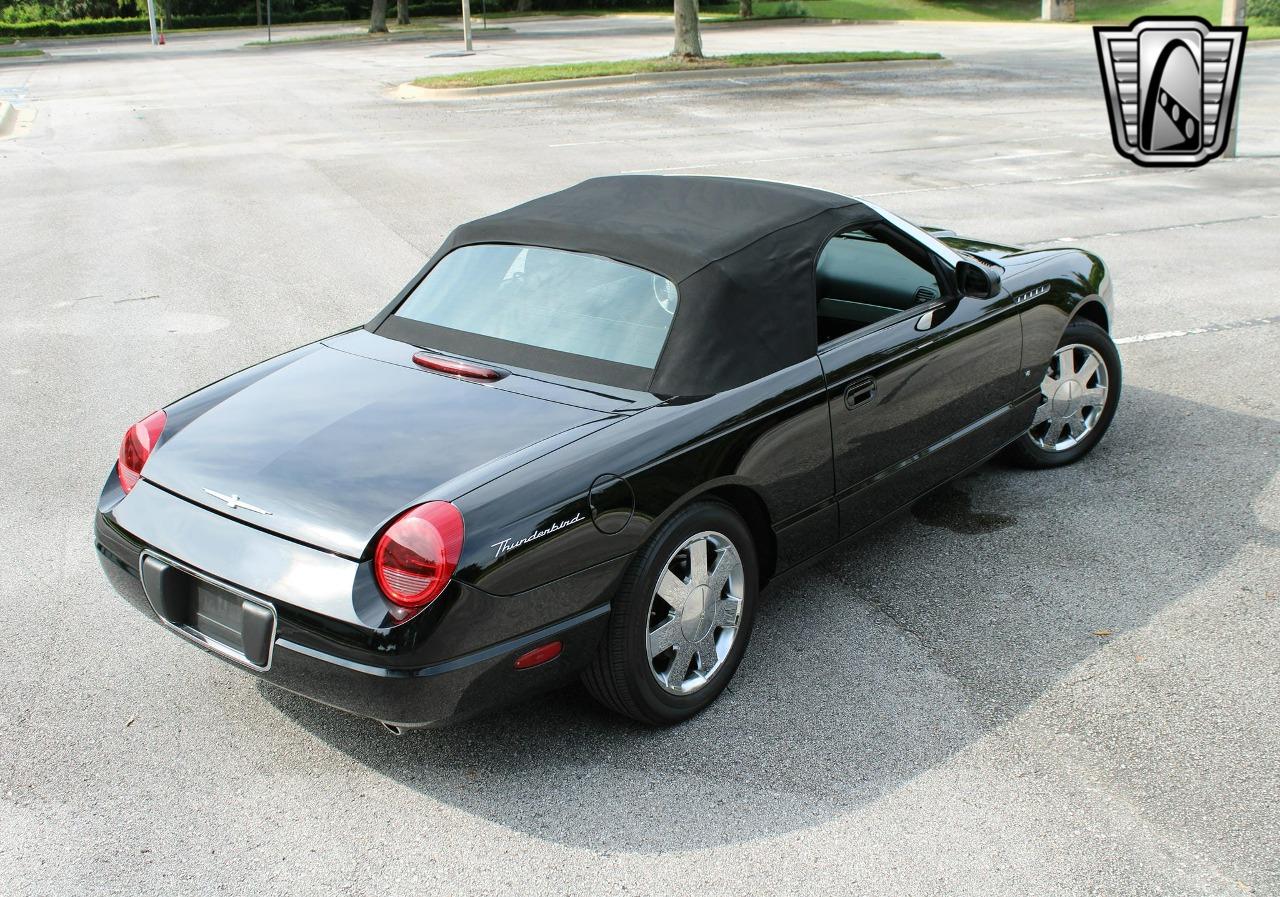 2003 Ford Thunderbird