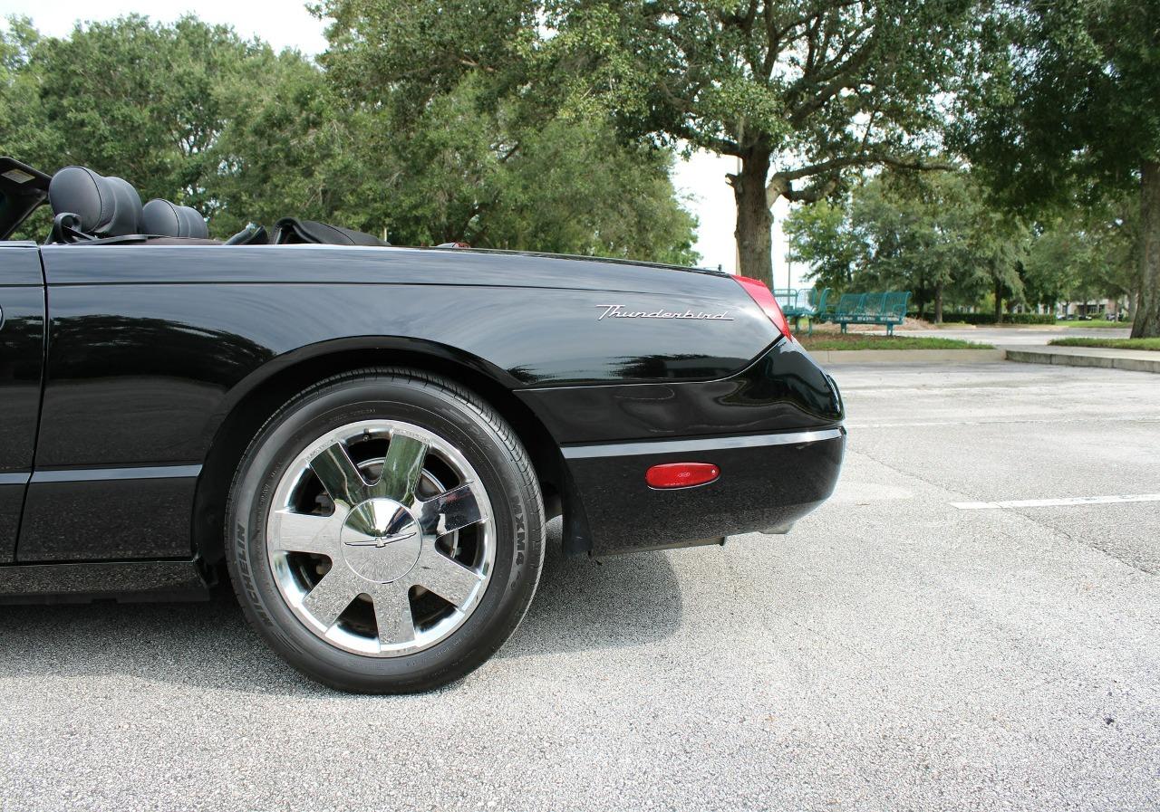 2003 Ford Thunderbird