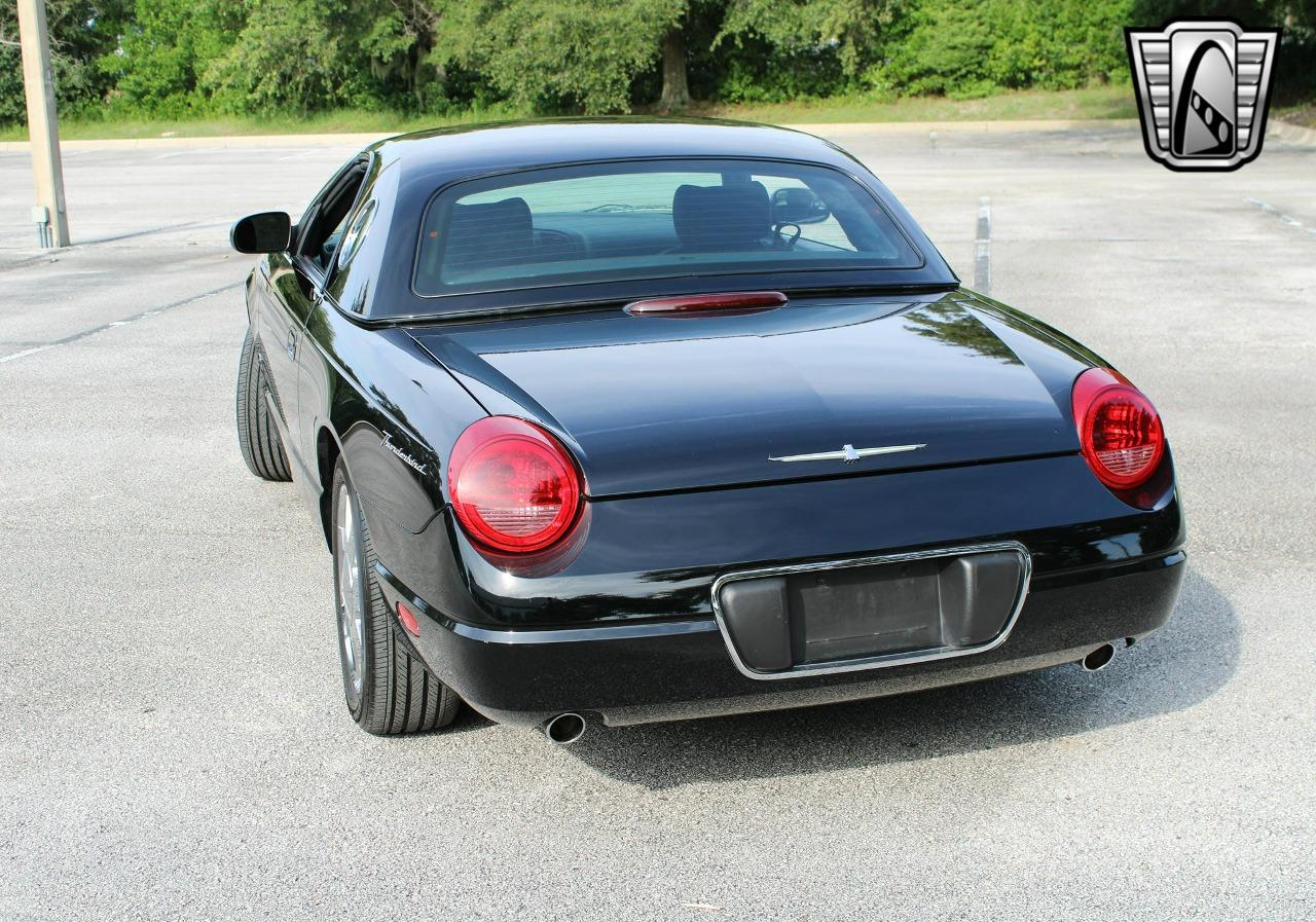 2003 Ford Thunderbird