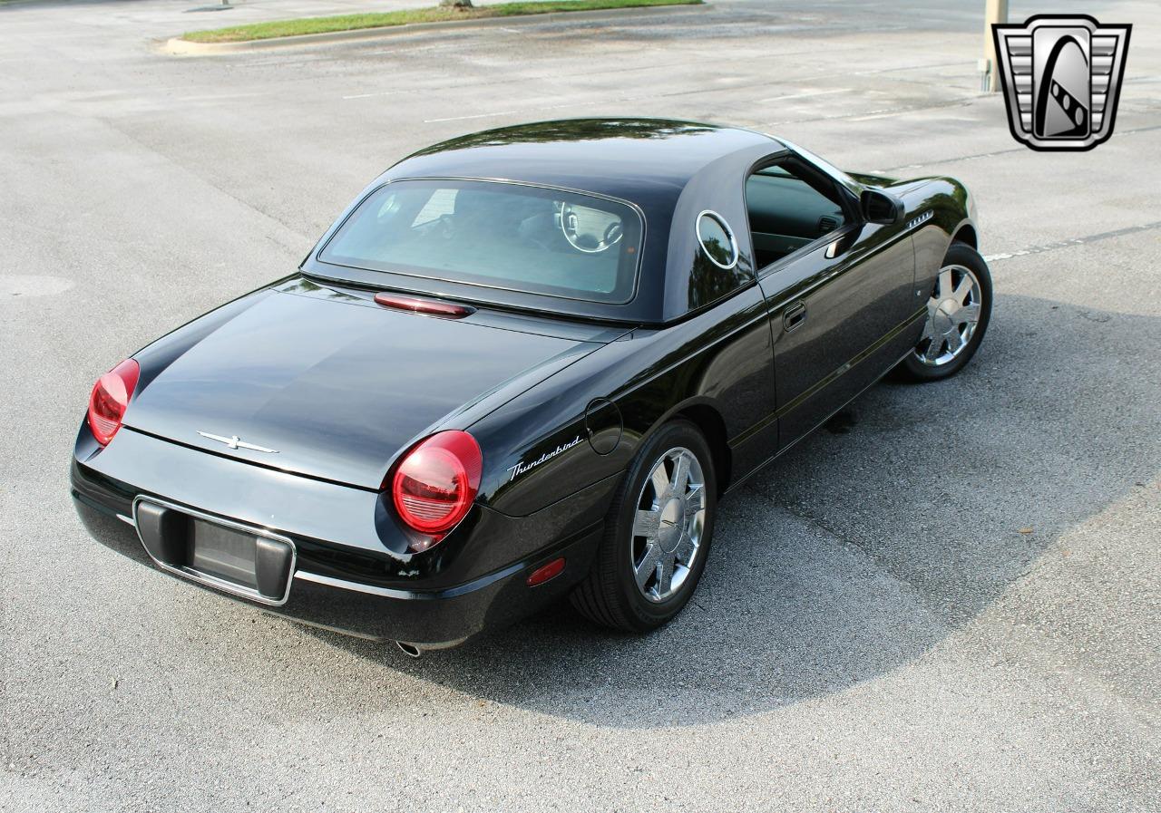 2003 Ford Thunderbird