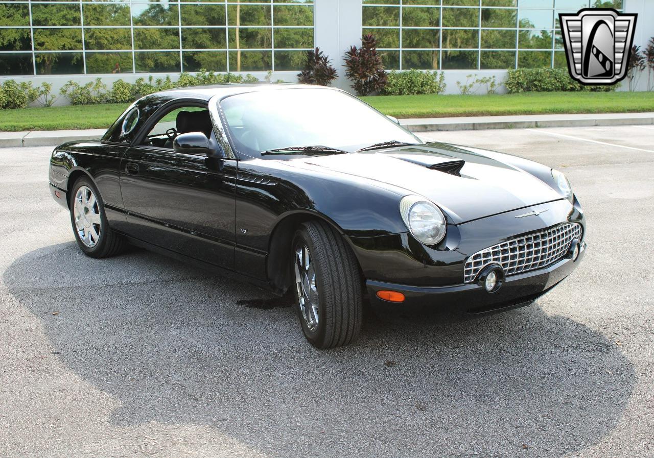 2003 Ford Thunderbird