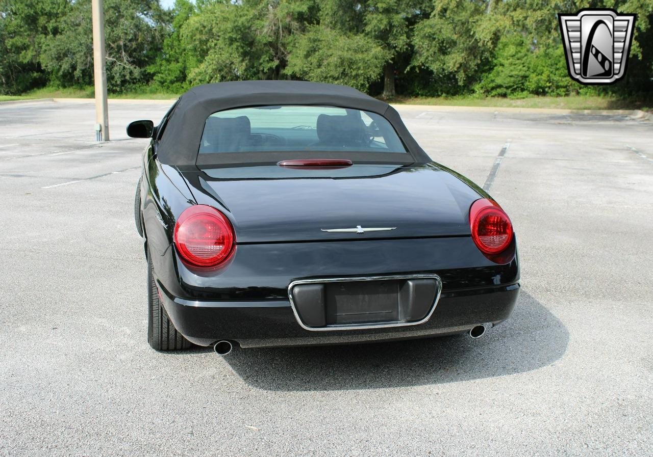 2003 Ford Thunderbird