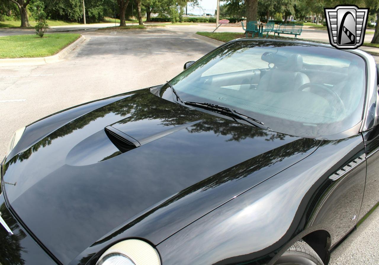 2003 Ford Thunderbird