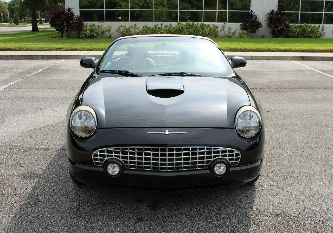 2003 Ford Thunderbird