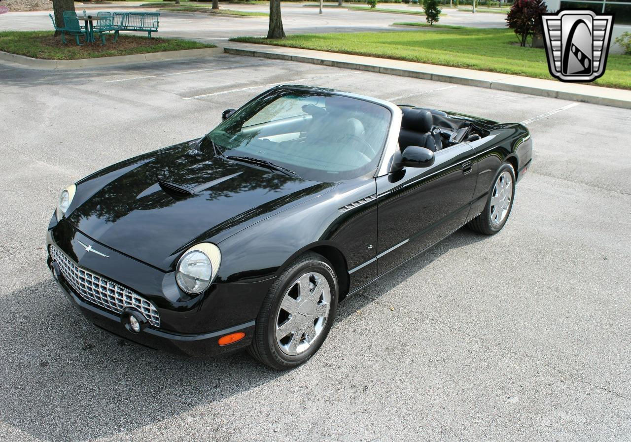 2003 Ford Thunderbird