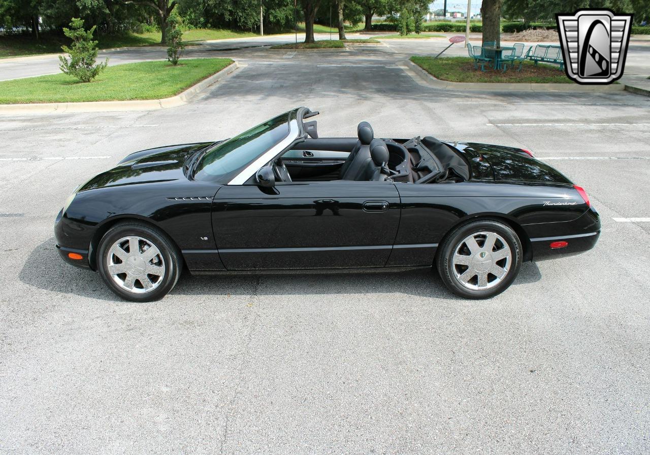 2003 Ford Thunderbird