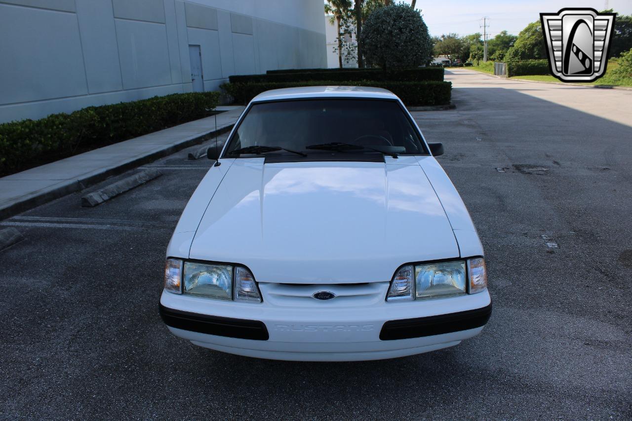 1991 Ford Mustang