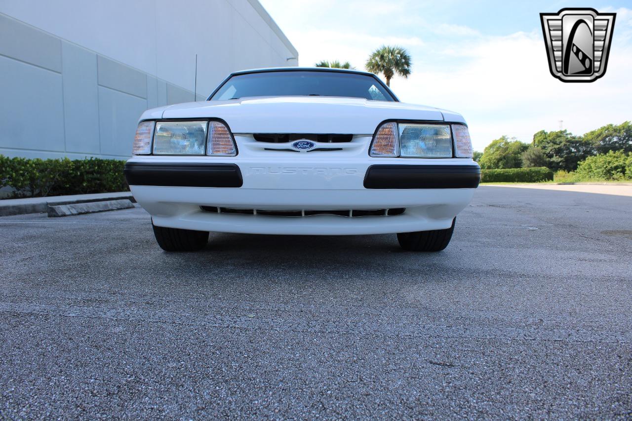 1991 Ford Mustang