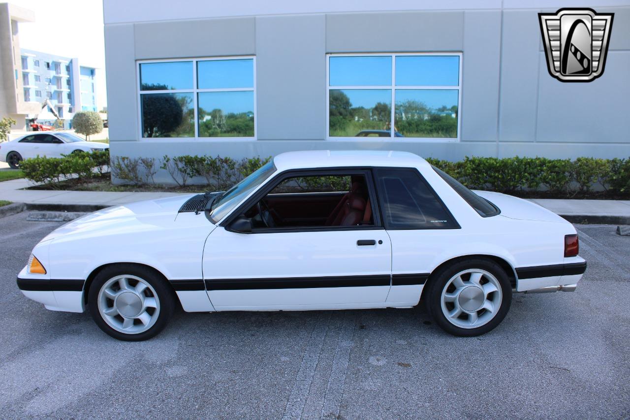 1991 Ford Mustang