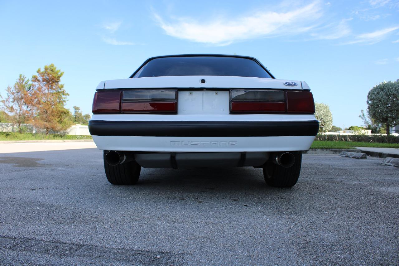 1991 Ford Mustang