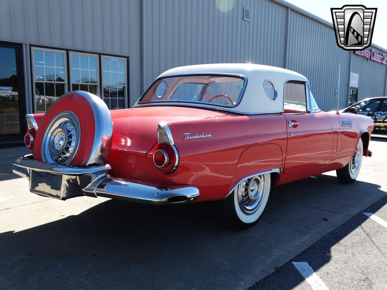 1956 Ford Thunderbird