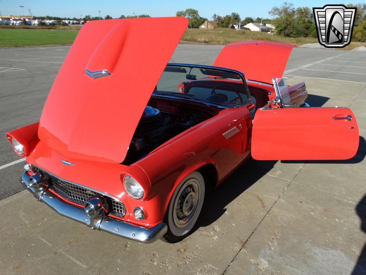 1956 Ford Thunderbird