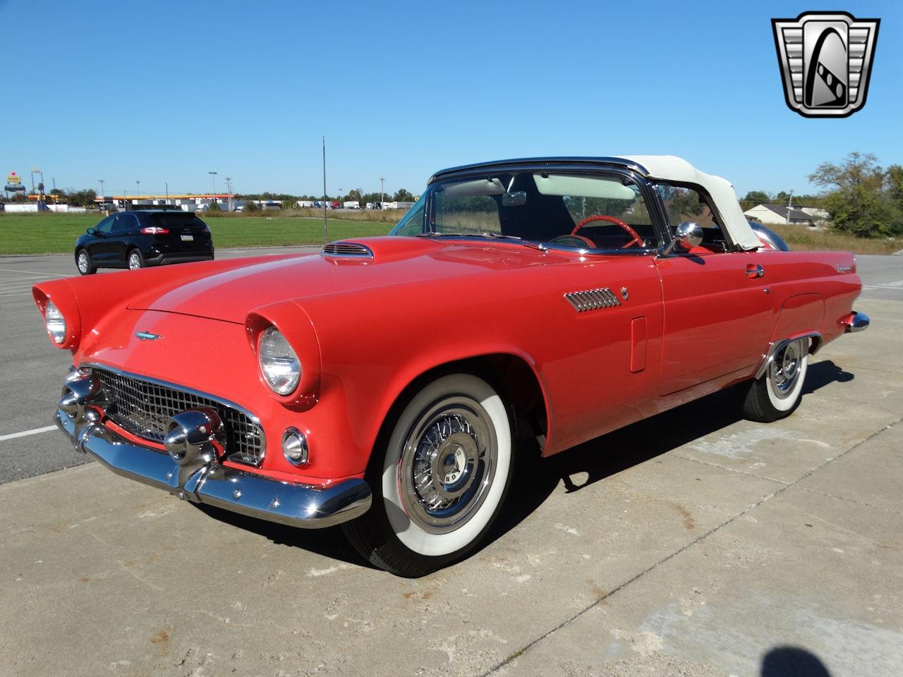 1956 Ford Thunderbird