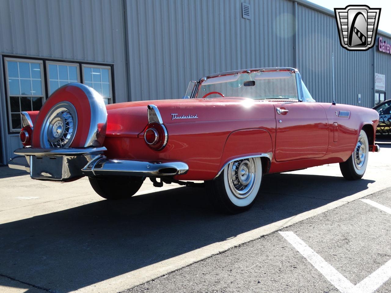 1956 Ford Thunderbird