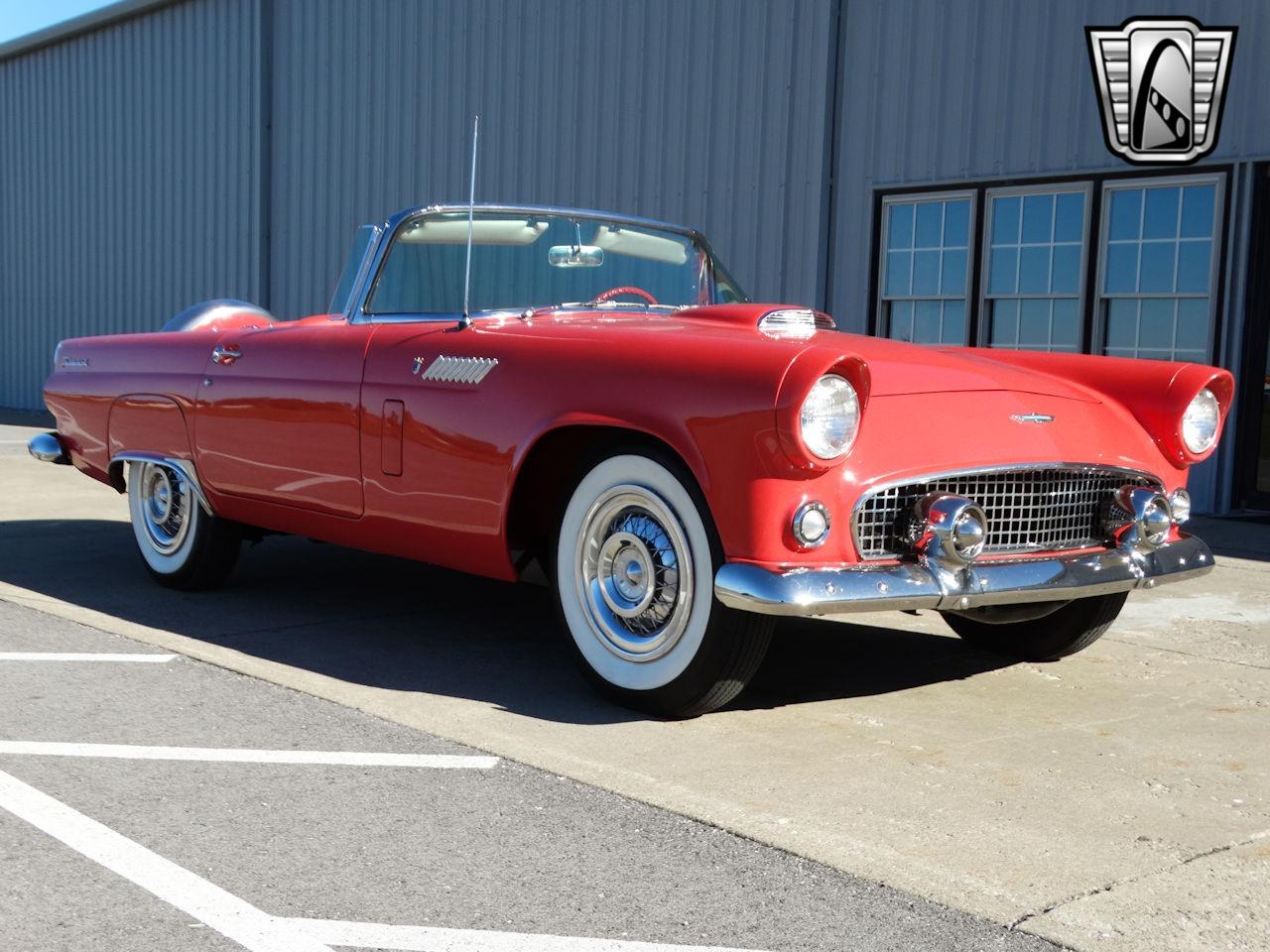 1956 Ford Thunderbird