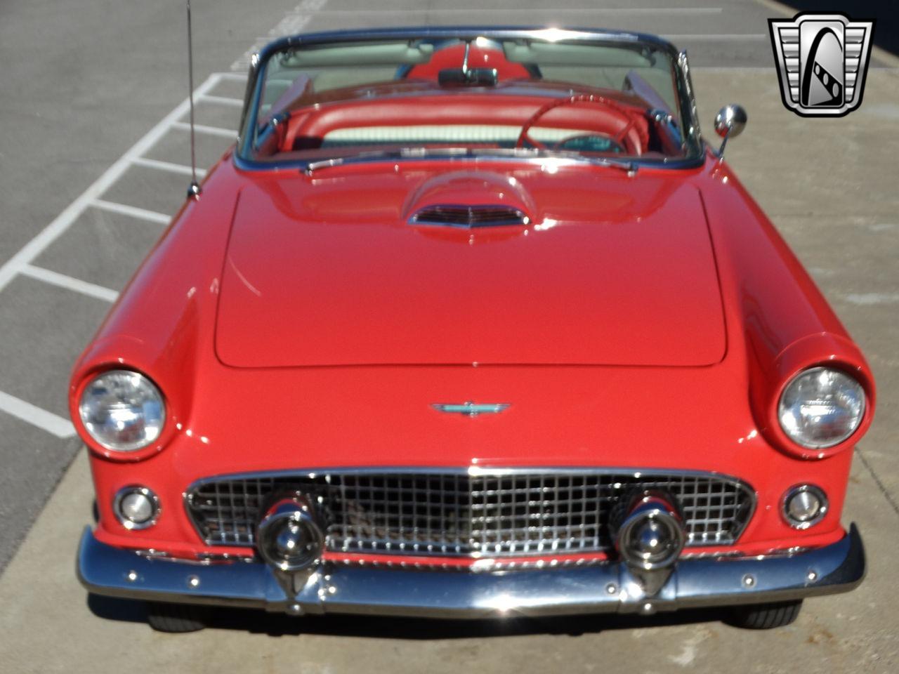 1956 Ford Thunderbird