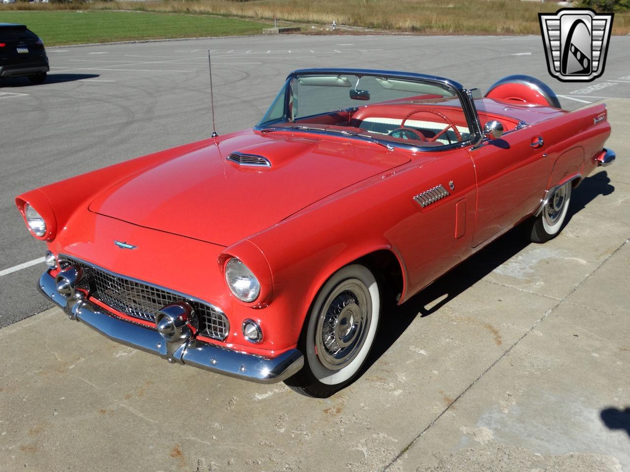 1956 Ford Thunderbird