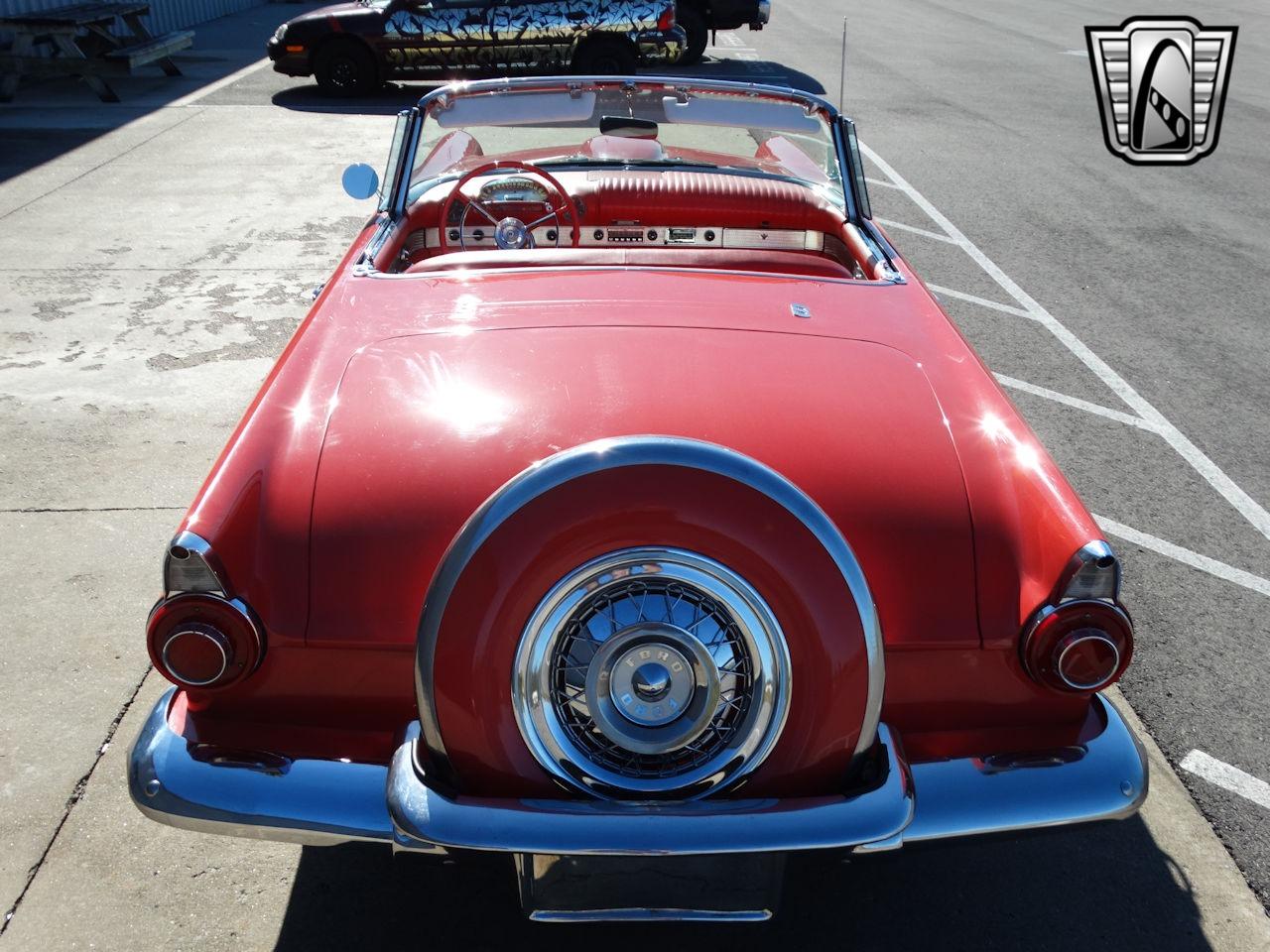 1956 Ford Thunderbird