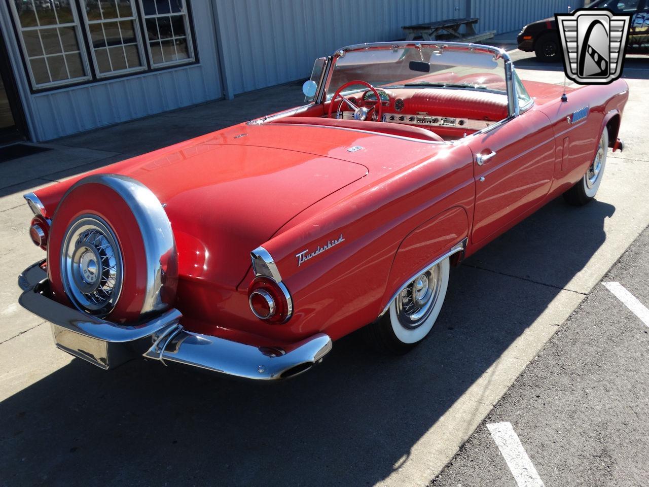 1956 Ford Thunderbird