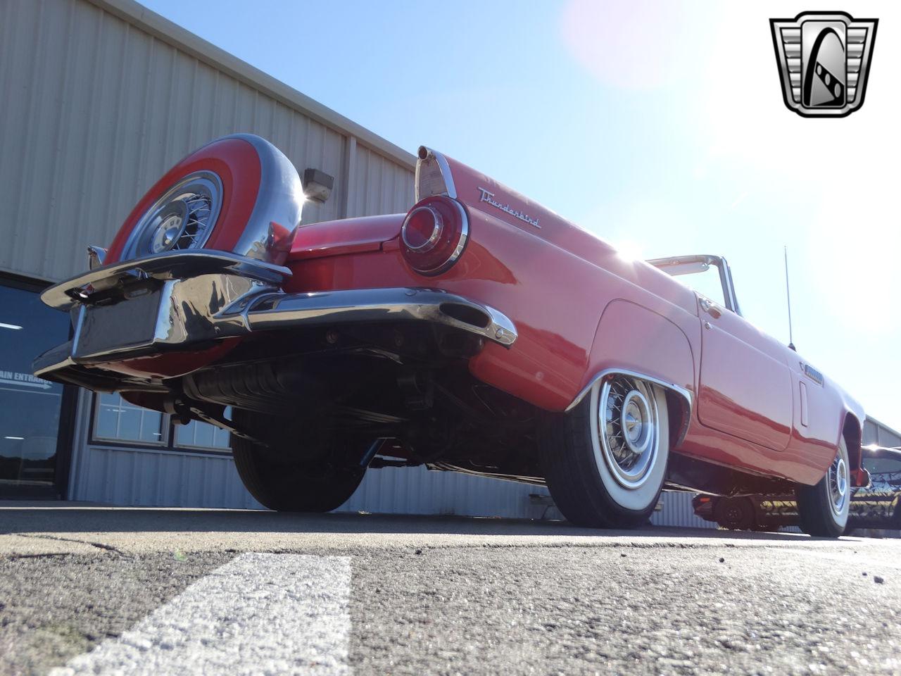 1956 Ford Thunderbird