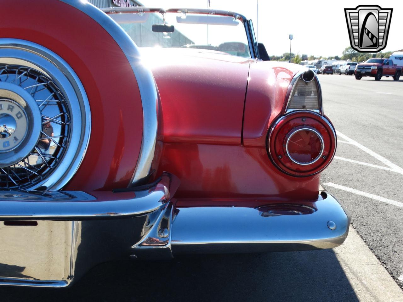 1956 Ford Thunderbird