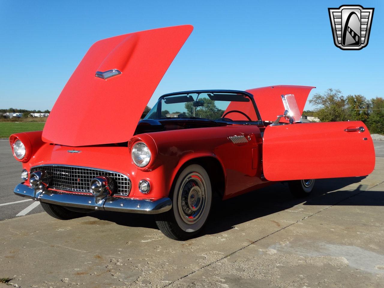 1956 Ford Thunderbird