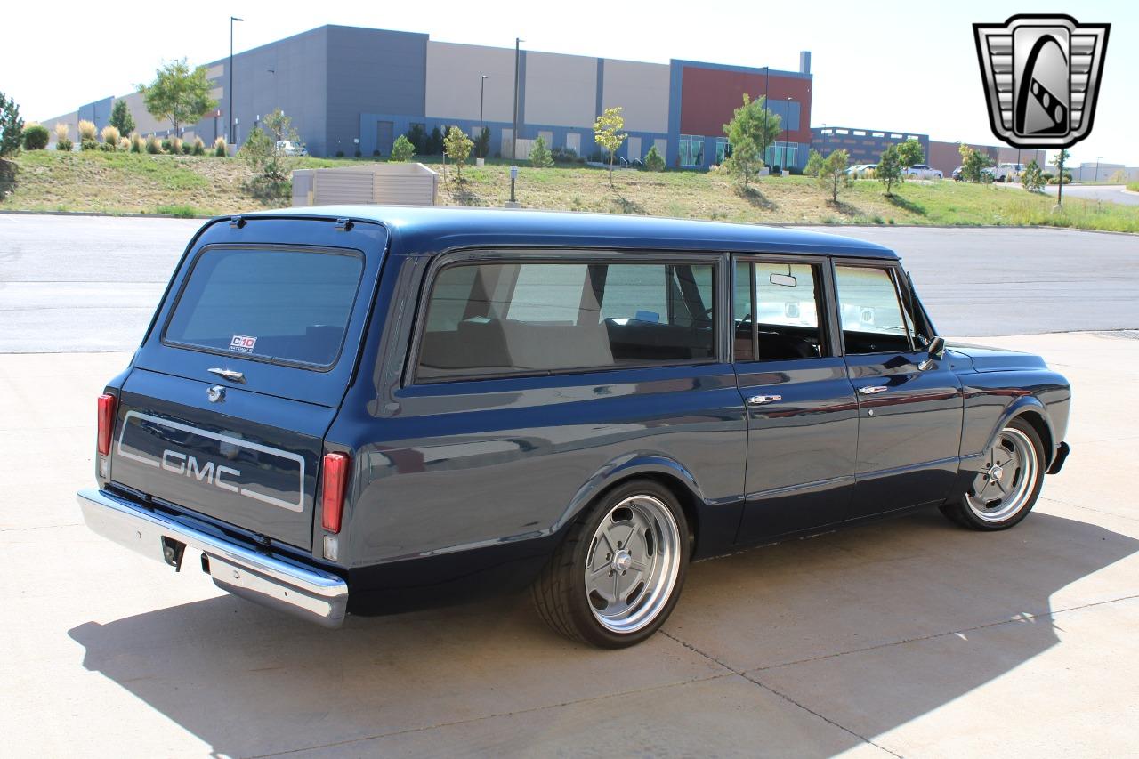 1969 Chevrolet Suburban