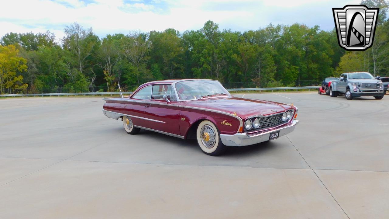 1960 Ford Starliner