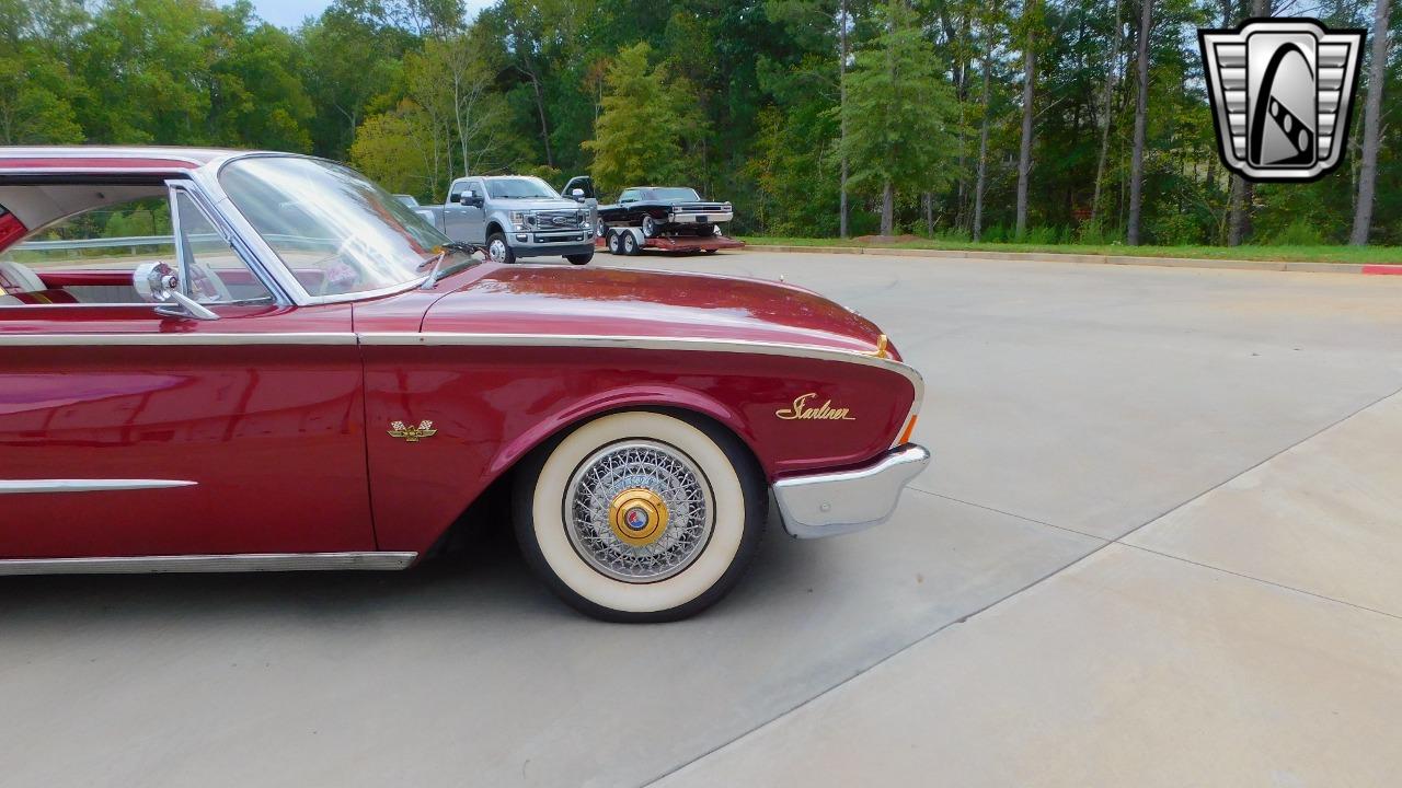 1960 Ford Starliner