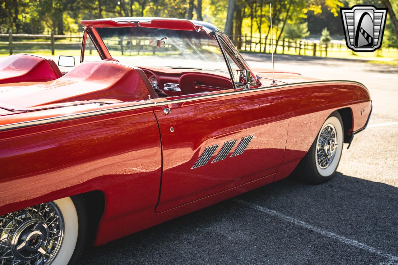 1963 Ford Thunderbird