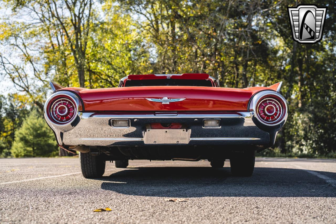 1963 Ford Thunderbird