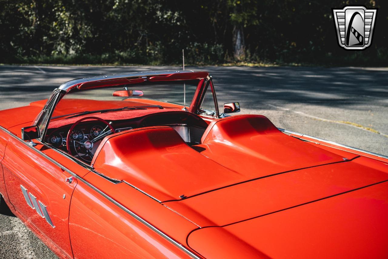 1963 Ford Thunderbird