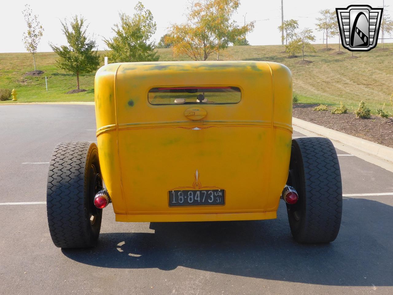 1931 Ford Hi-Boy Sedan