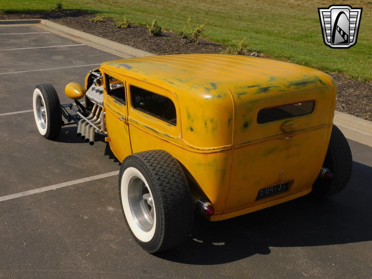 1931 Ford Hi-Boy Sedan