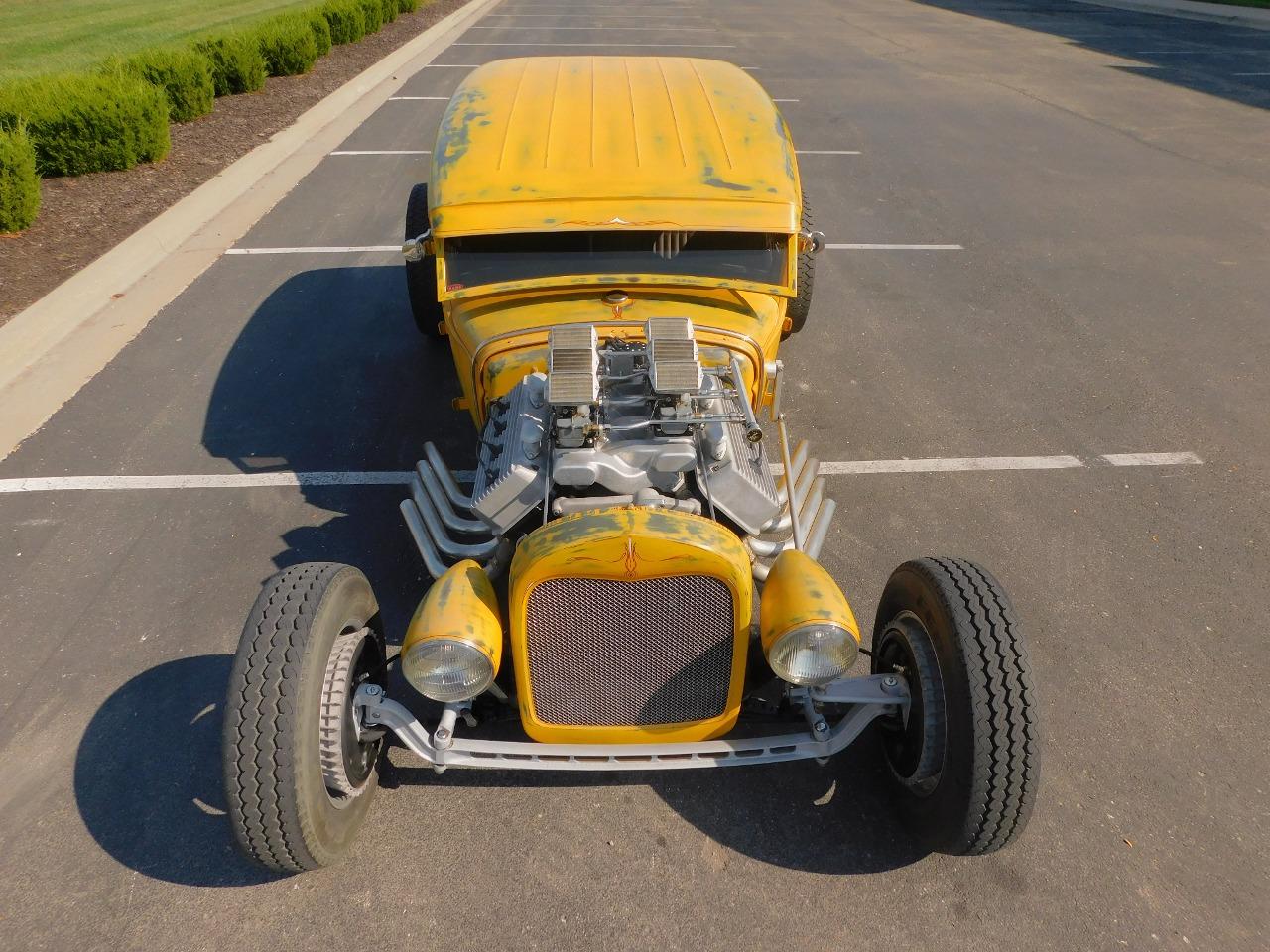 1931 Ford Hi-Boy Sedan