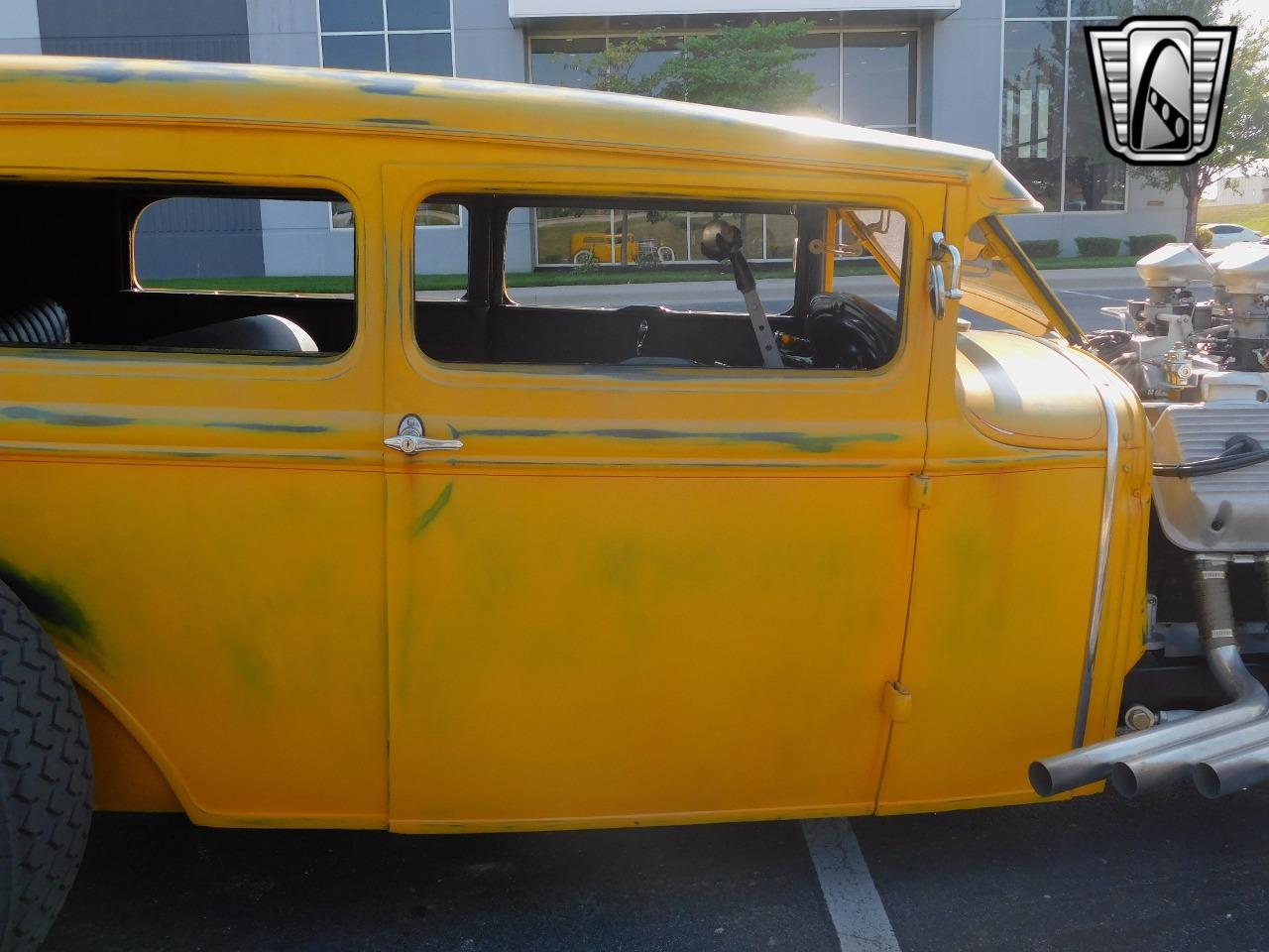 1931 Ford Hi-Boy Sedan