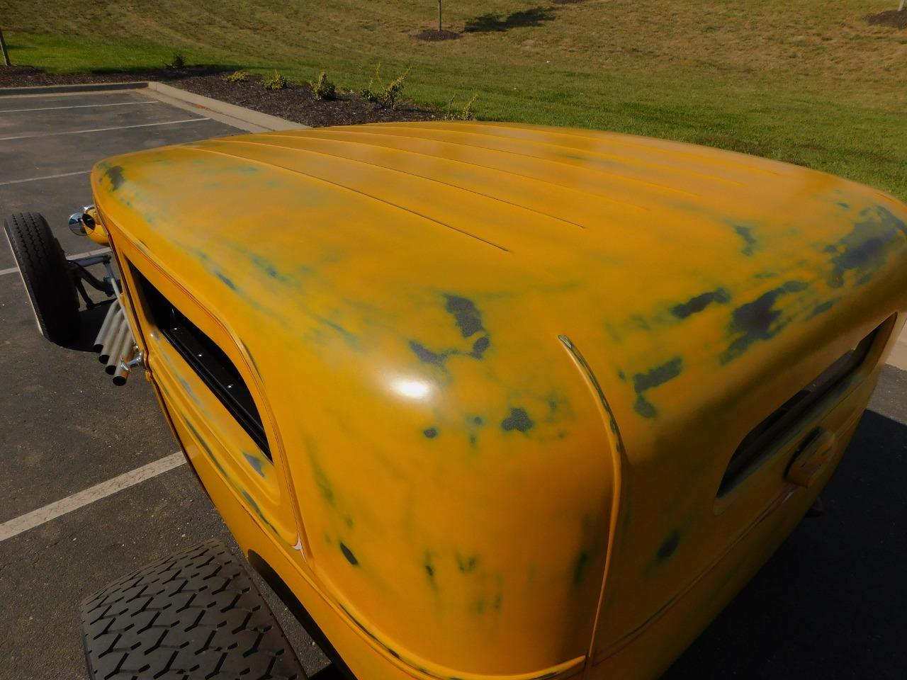 1931 Ford Hi-Boy Sedan