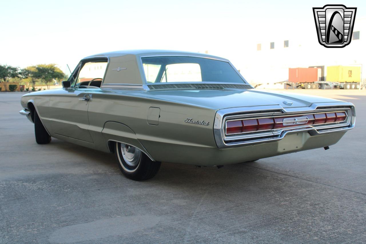 1966 Ford Thunderbird