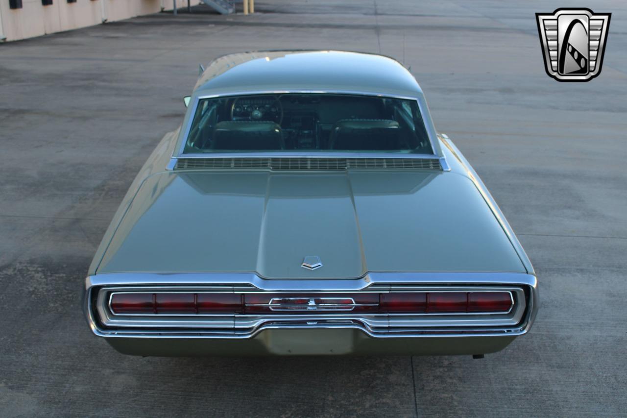 1966 Ford Thunderbird