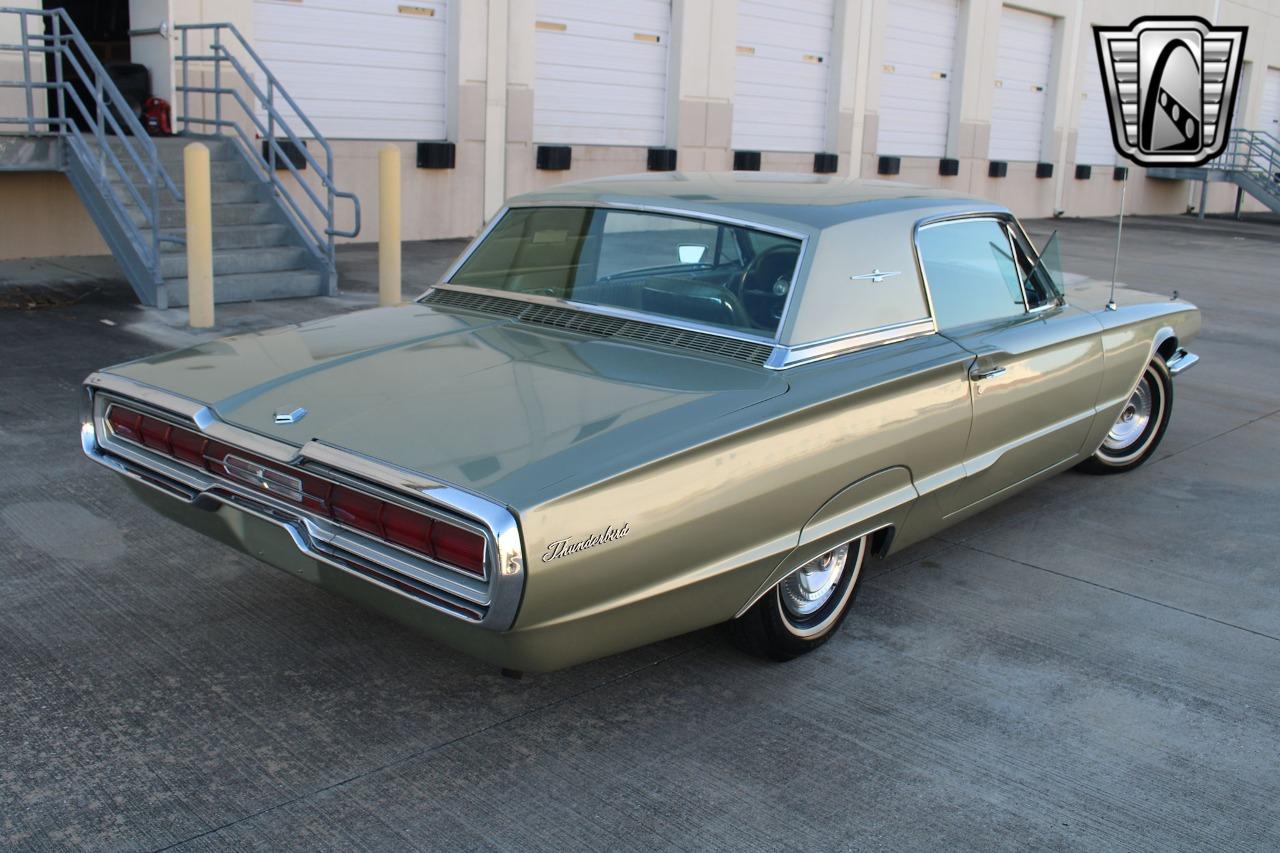 1966 Ford Thunderbird