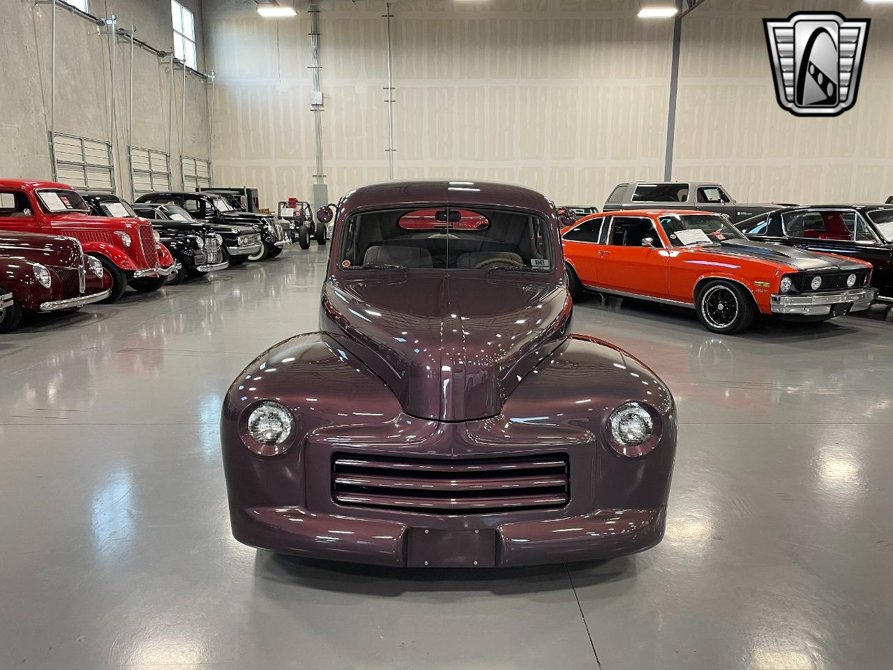 1947 Ford Deluxe / Super Deluxe