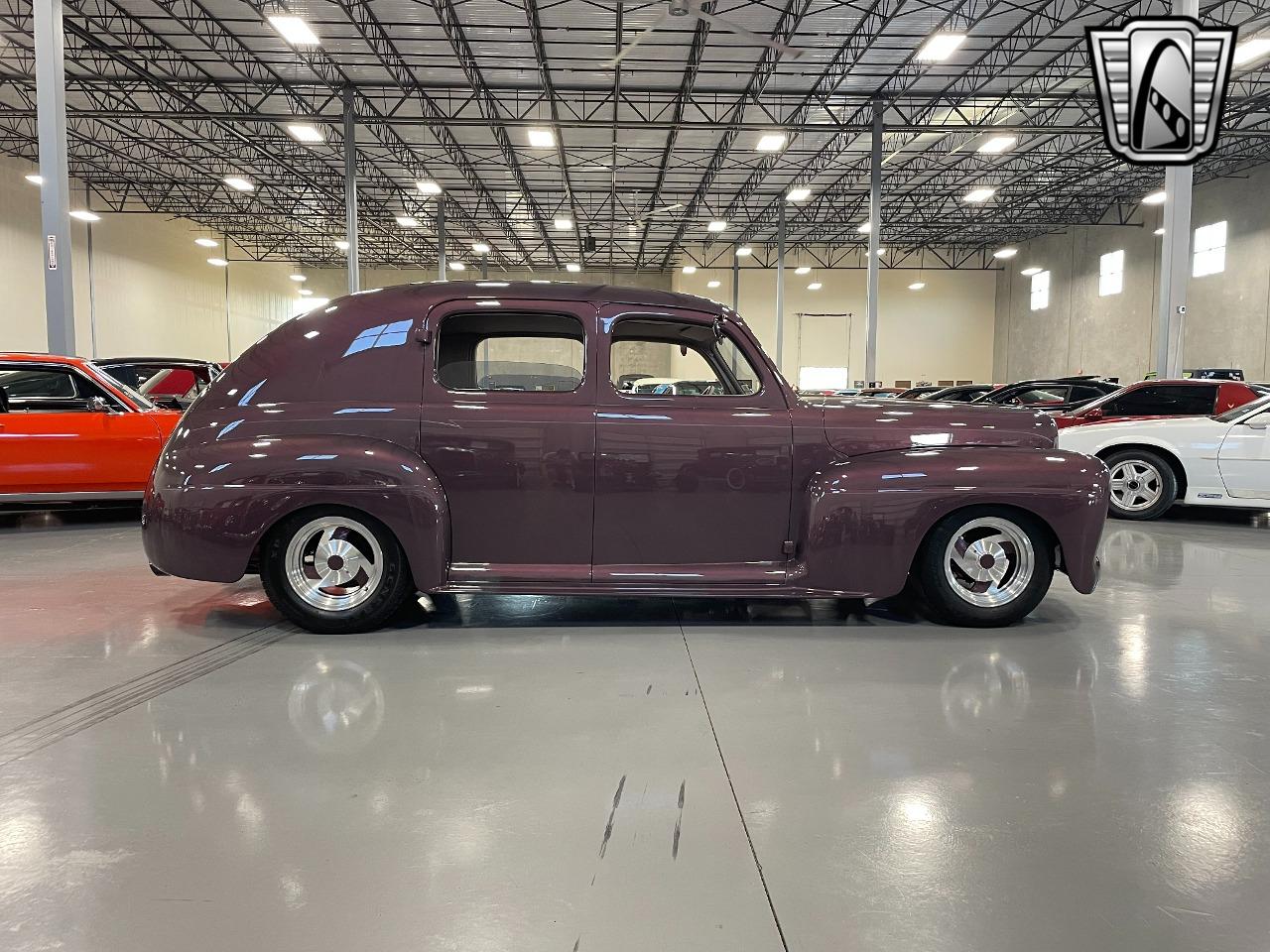 1947 Ford Deluxe / Super Deluxe