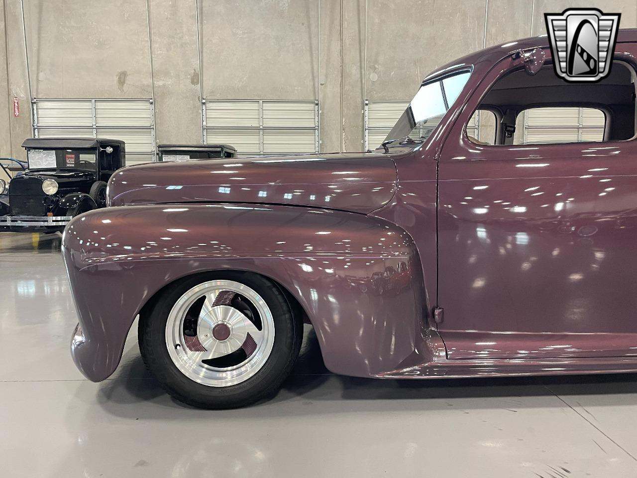 1947 Ford Deluxe / Super Deluxe