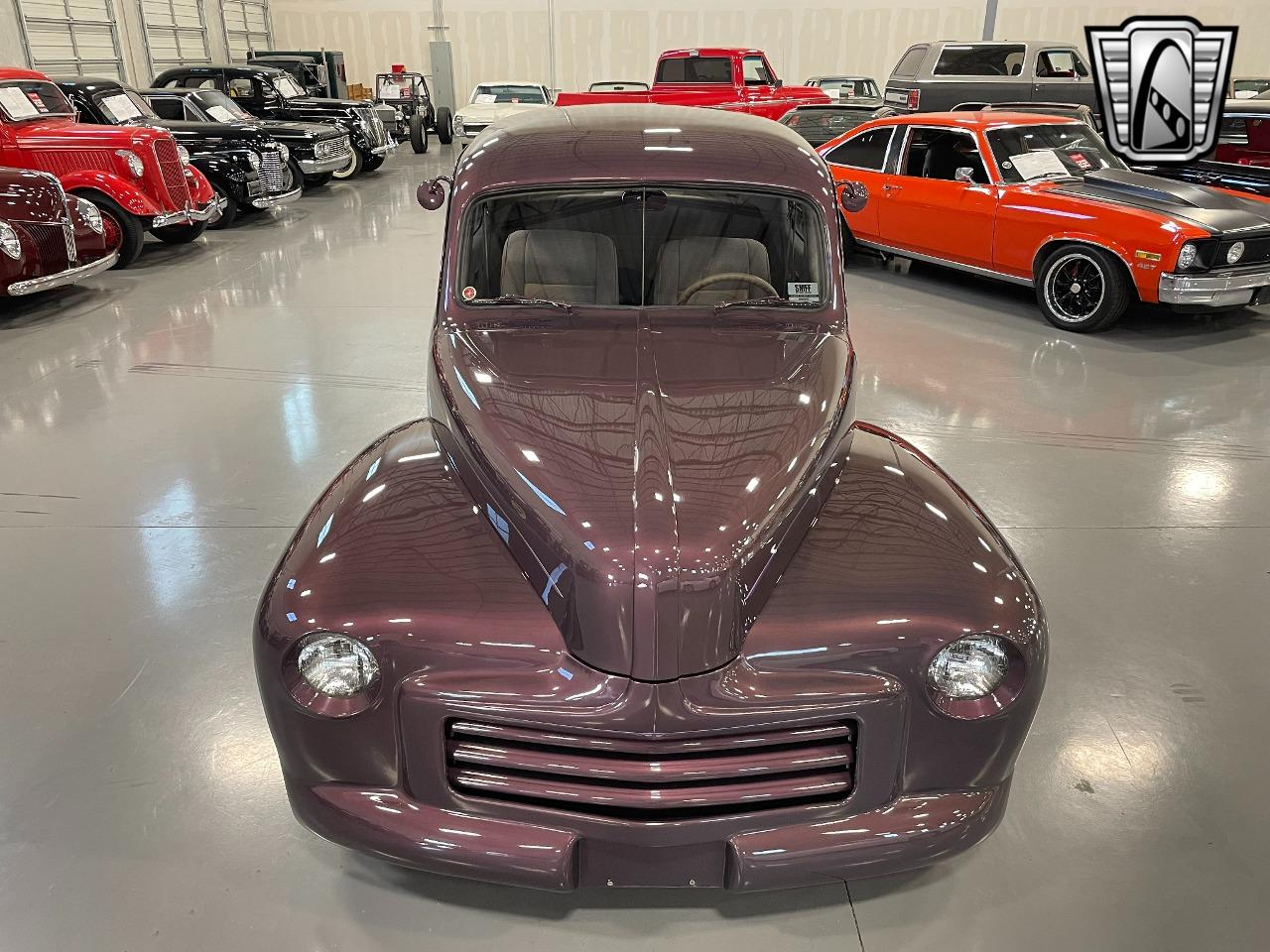 1947 Ford Deluxe / Super Deluxe