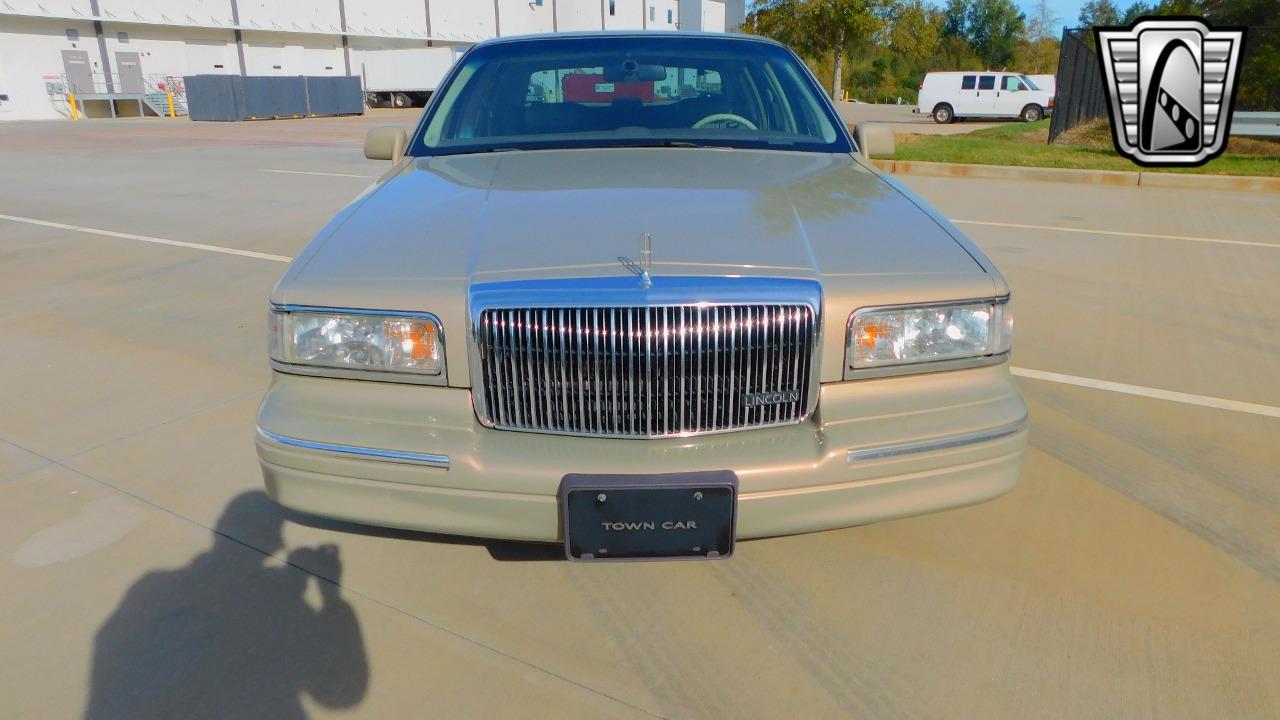 1996 Lincoln Town Car