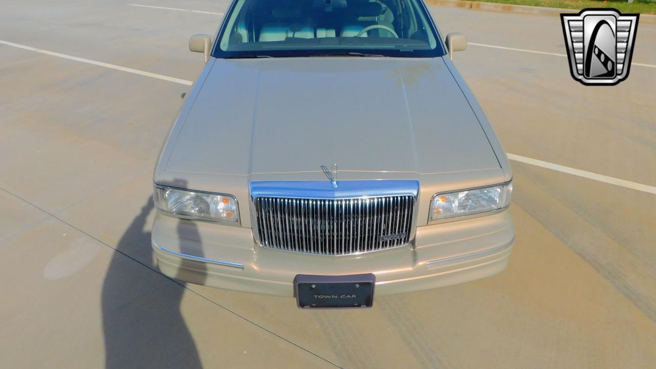 1996 Lincoln Town Car