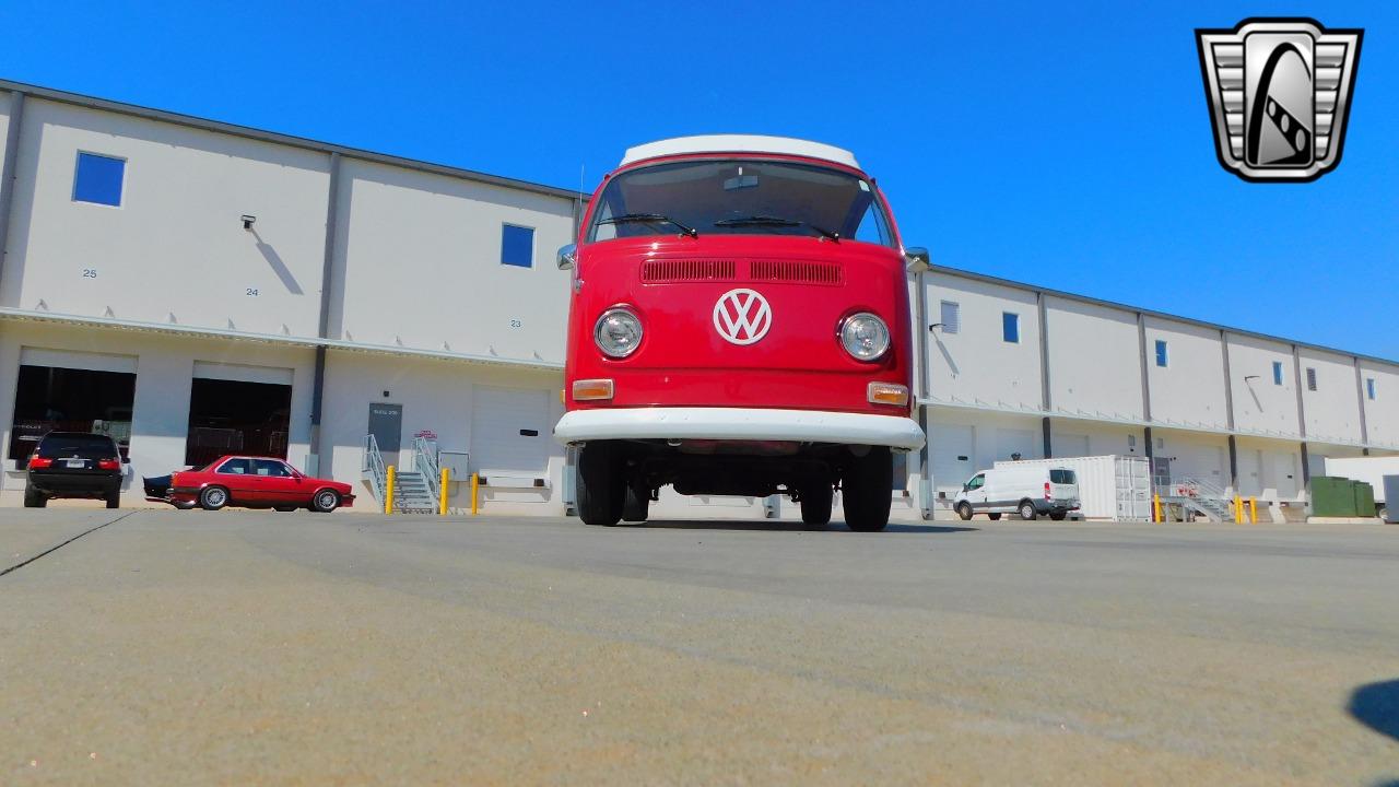 1971 Volkswagen Camper Bus