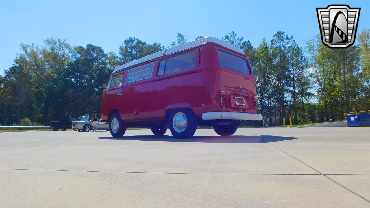 1971 Volkswagen Camper Bus